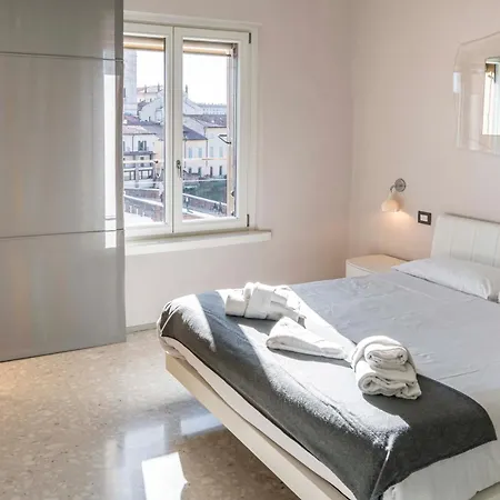 Residenza Veronica A Ponte Pietra *